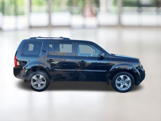 used 2015 Honda Pilot car, priced at $15,990