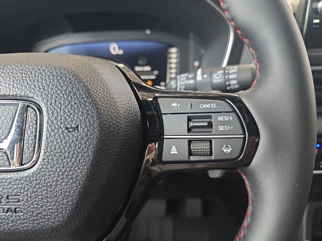 new 2025 Honda Pilot car, priced at $55,635