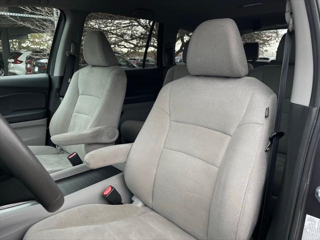 used 2021 Honda Pilot car, priced at $25,789