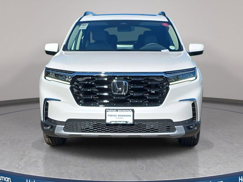 new 2025 Honda Pilot car, priced at $51,550