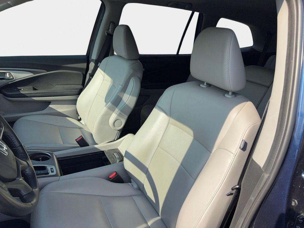 used 2019 Honda Pilot car, priced at $25,900