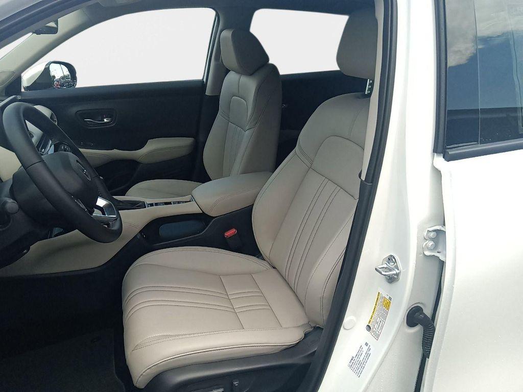 new 2026 Honda HR-V car, priced at $32,052