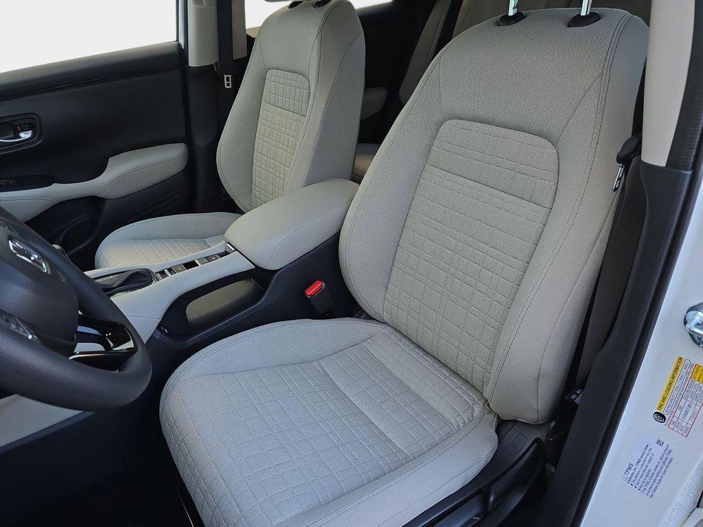 new 2026 Honda HR-V car, priced at $28,618