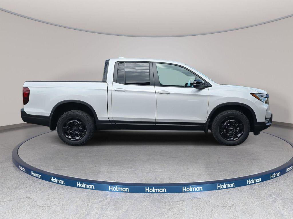 new 2025 Honda Ridgeline car, priced at $47,006