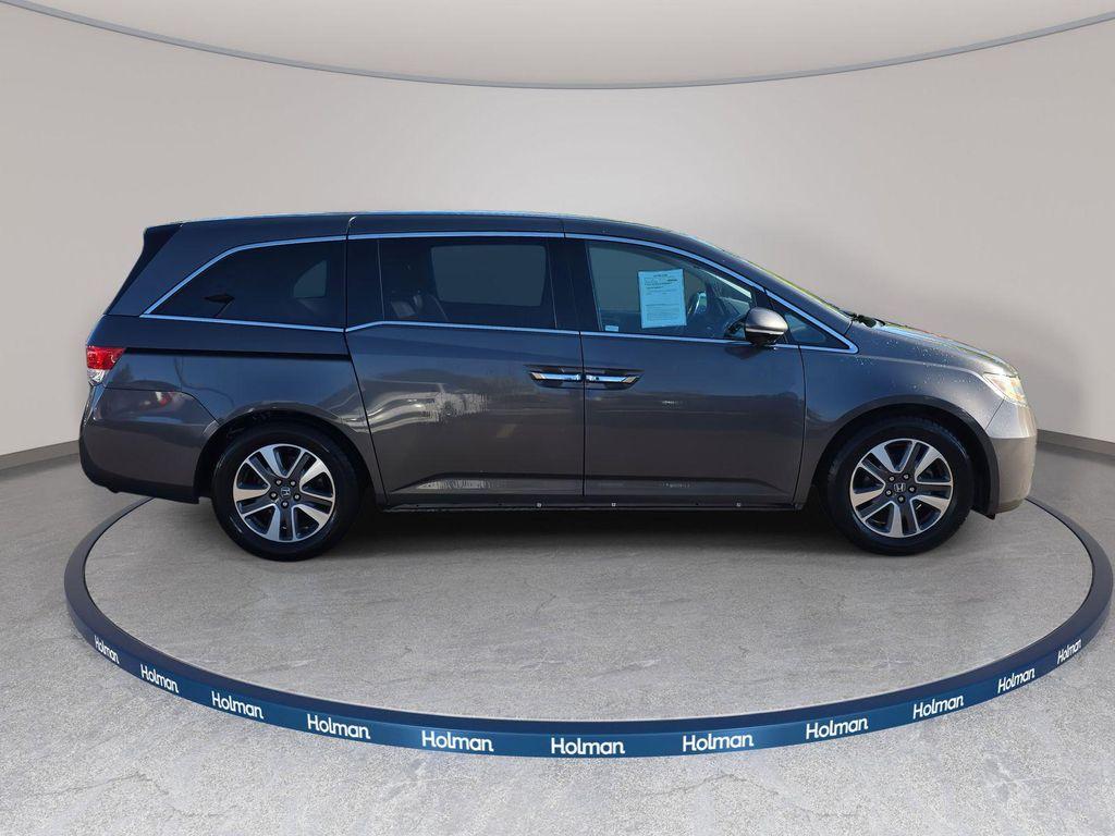 used 2016 Honda Odyssey car