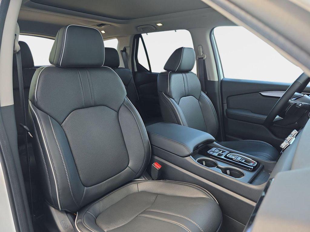 new 2025 Honda Pilot car, priced at $55,030