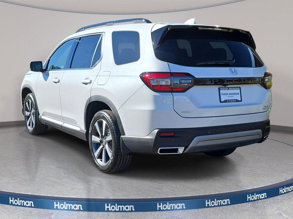 new 2025 Honda Pilot car, priced at $55,030