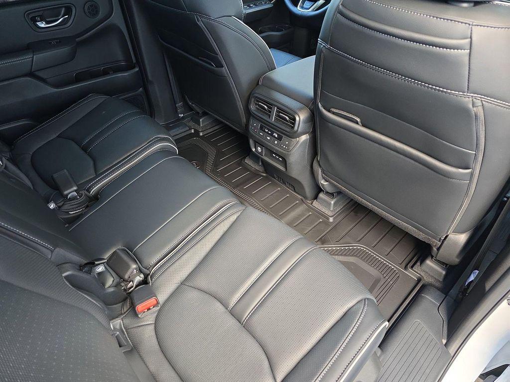 new 2025 Honda Pilot car, priced at $55,030