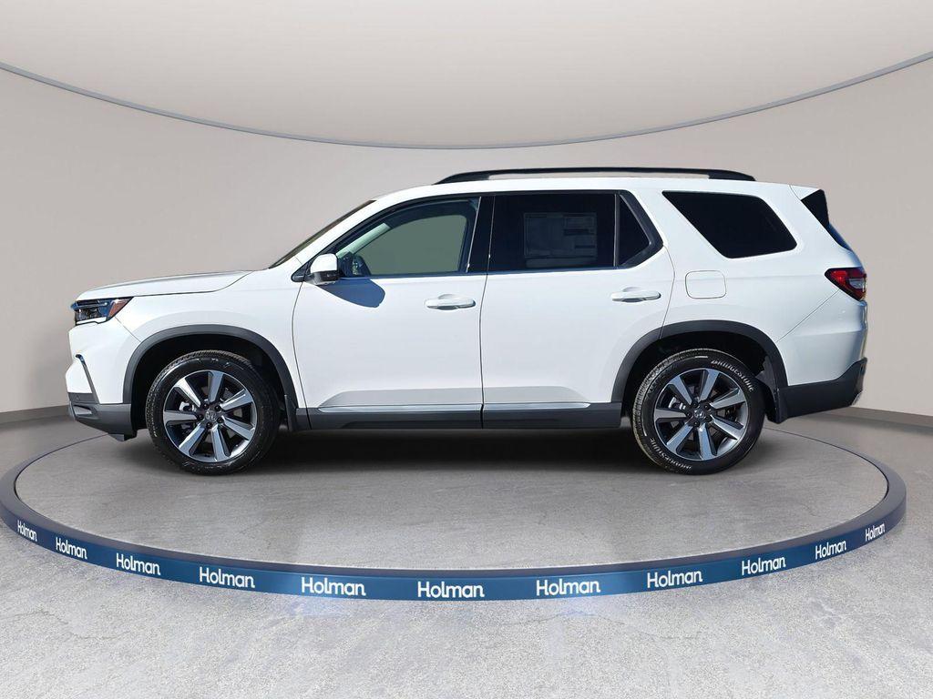 new 2025 Honda Pilot car, priced at $55,030