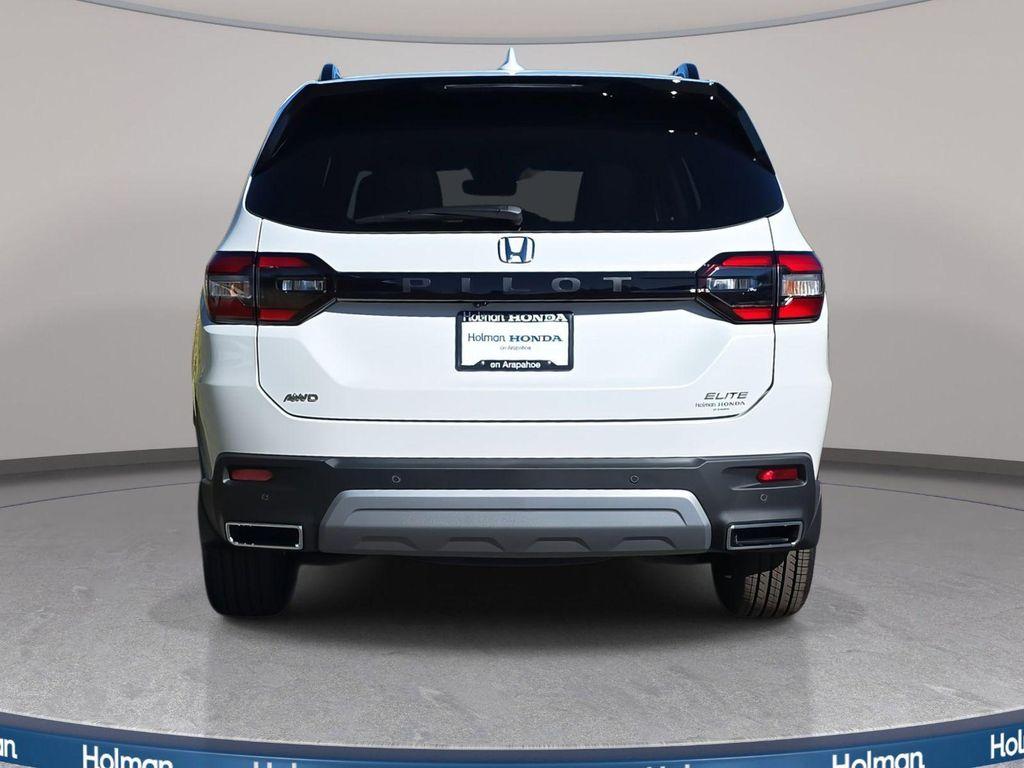 new 2025 Honda Pilot car, priced at $55,030
