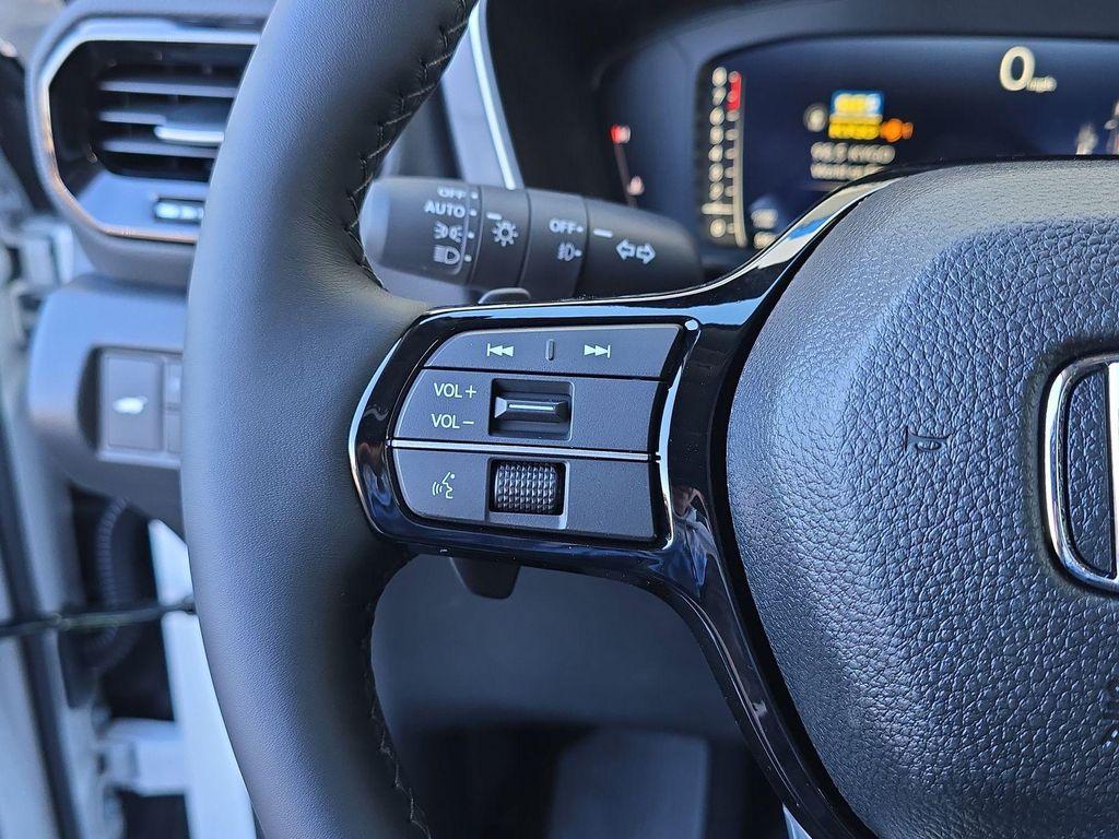 new 2025 Honda Pilot car, priced at $55,030