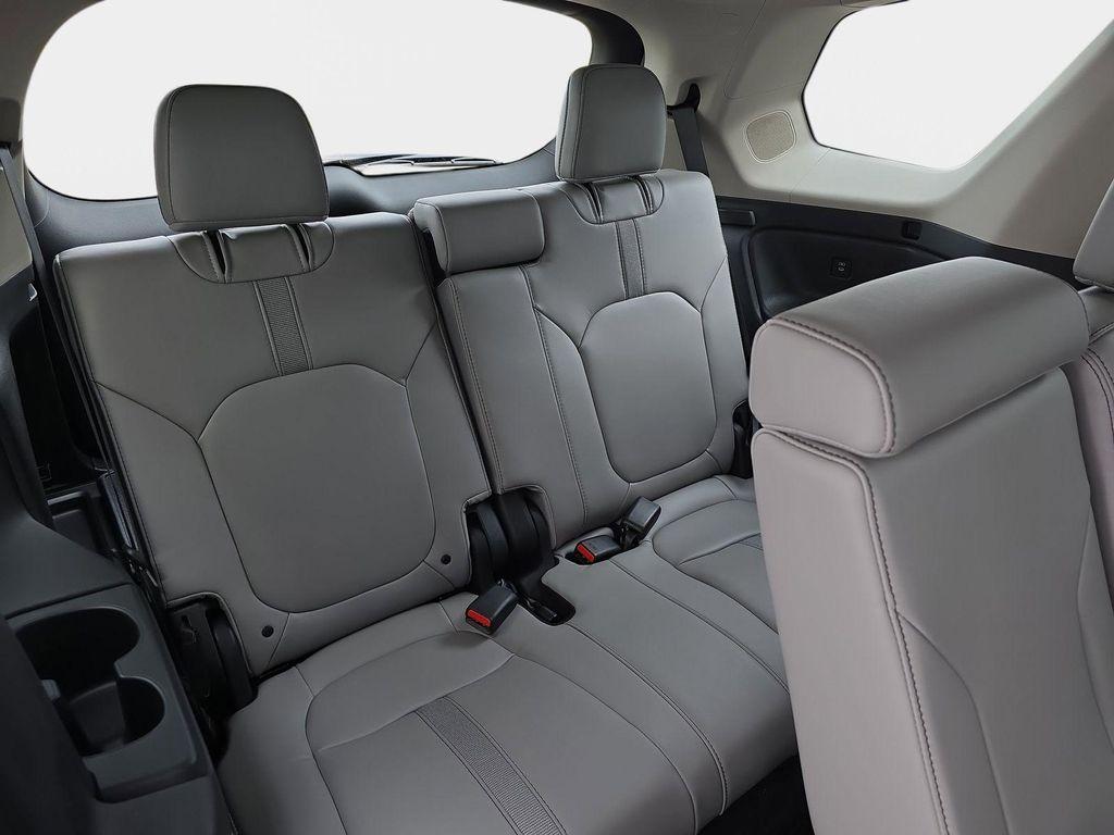 new 2025 Honda Pilot car, priced at $49,055