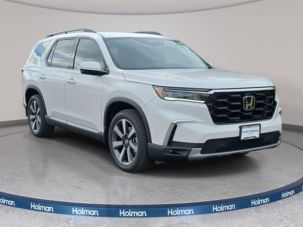 new 2025 Honda Pilot car, priced at $49,055
