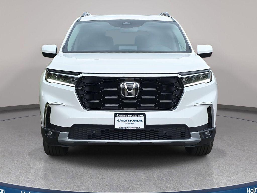 new 2025 Honda Pilot car, priced at $49,055