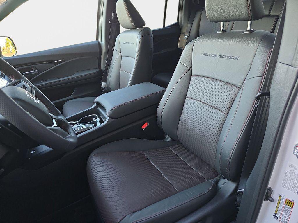 new 2025 Honda Ridgeline car, priced at $45,482