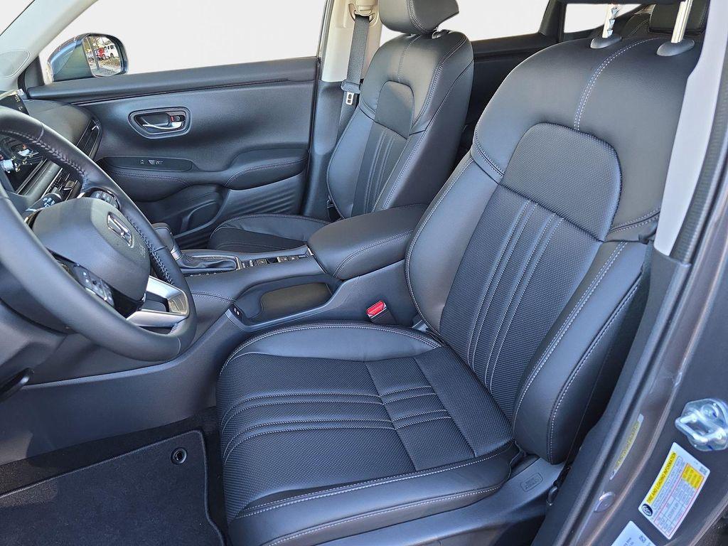 new 2026 Honda HR-V car, priced at $33,000