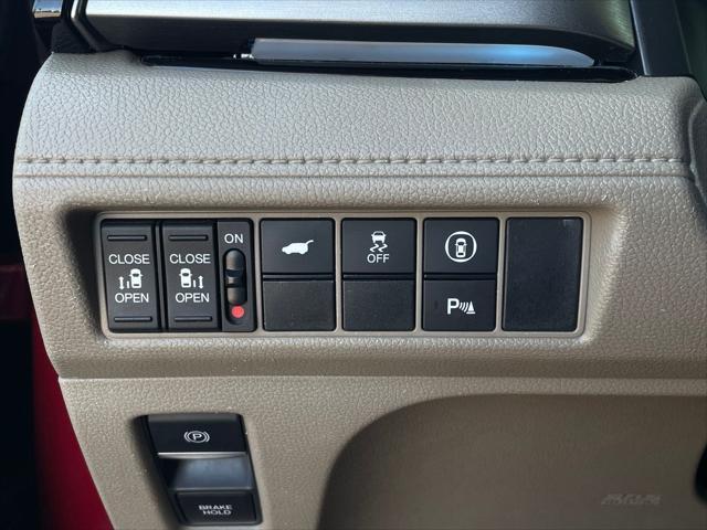 used 2024 Honda Odyssey car, priced at $37,298