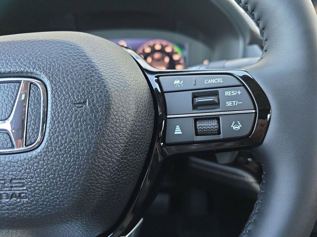 new 2025 Honda Accord Hybrid car, priced at $40,131