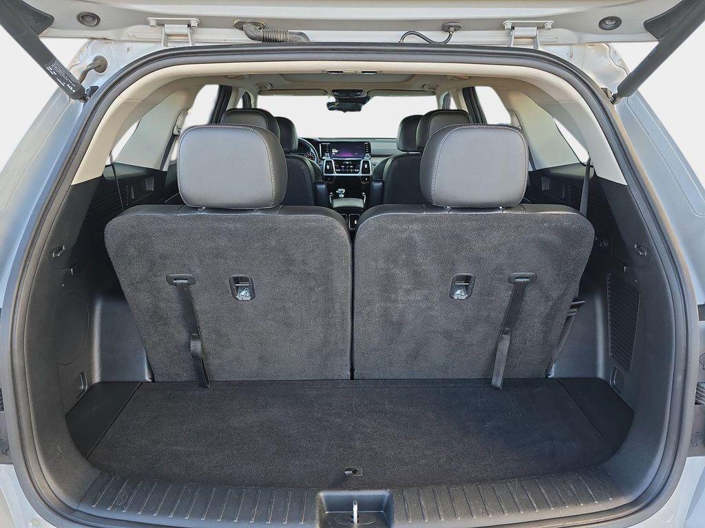 used 2022 Kia Sorento car, priced at $25,340