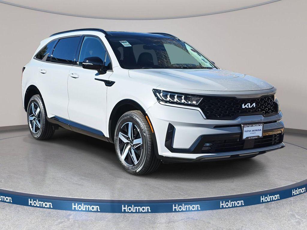 used 2022 Kia Sorento car, priced at $25,340