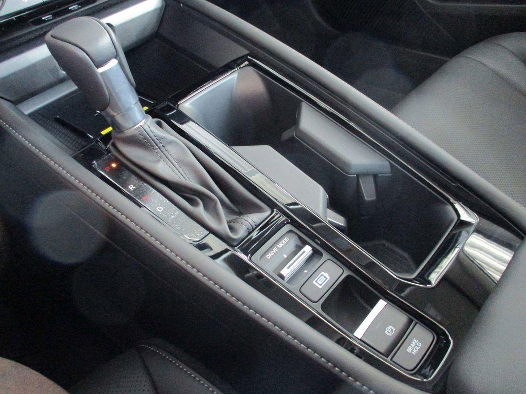 new 2025 Honda Accord Hybrid car, priced at $38,116