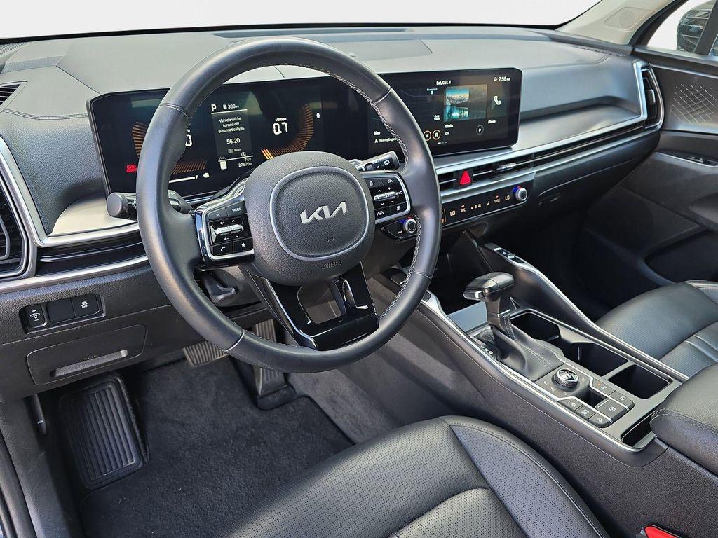 used 2024 Kia Sorento car, priced at $27,991