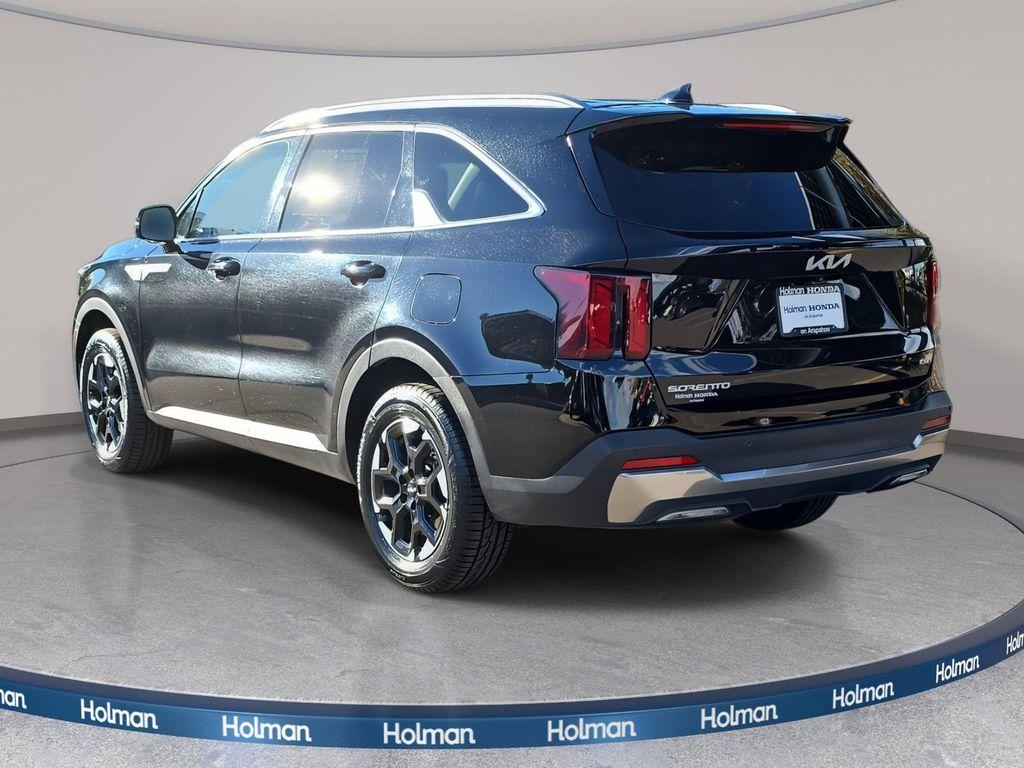 used 2024 Kia Sorento car, priced at $27,991