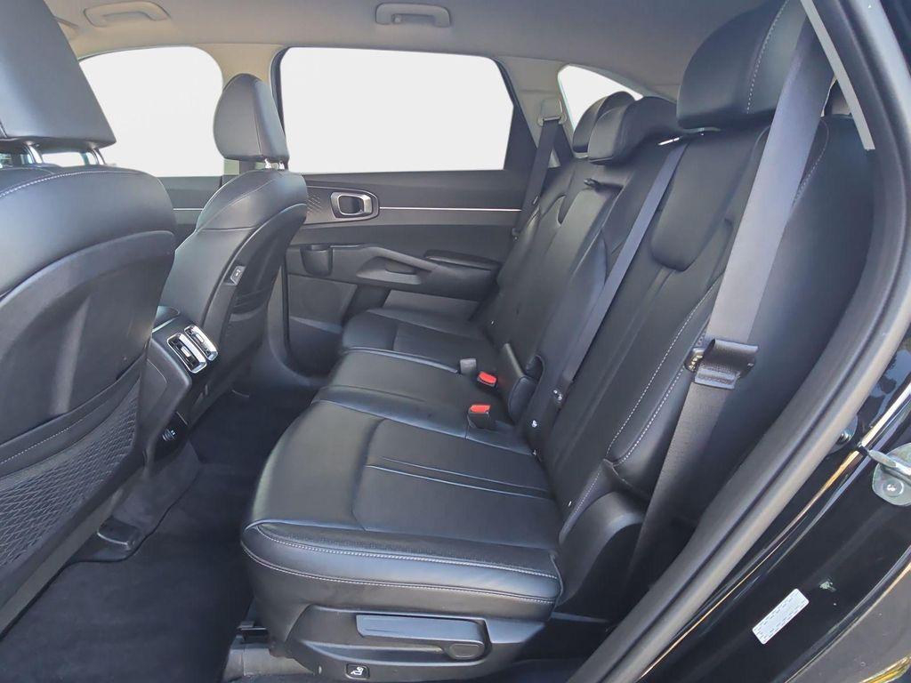used 2024 Kia Sorento car, priced at $27,991