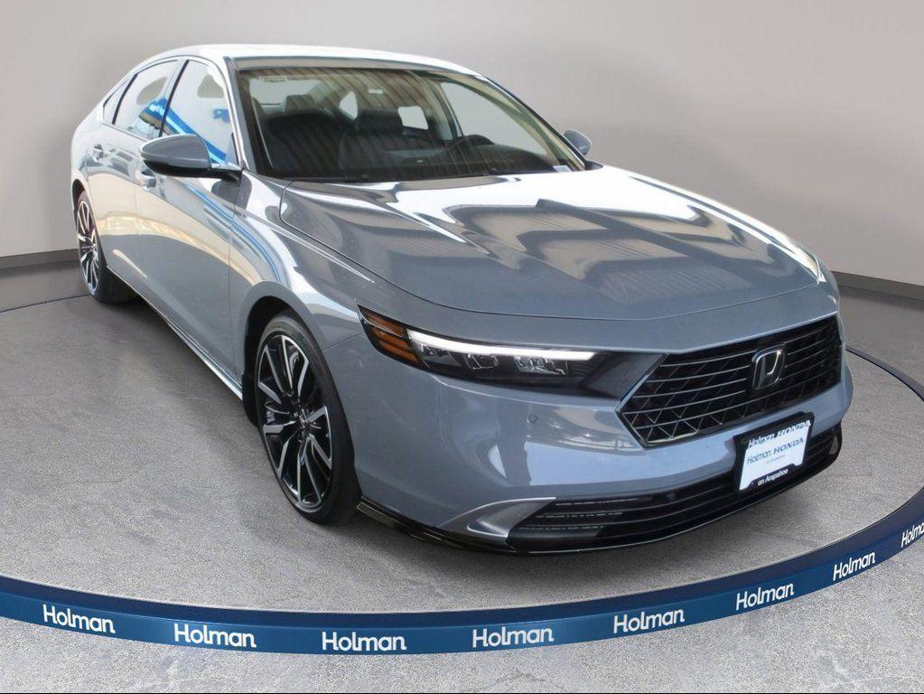 new 2025 Honda Accord Hybrid car, priced at $38,117