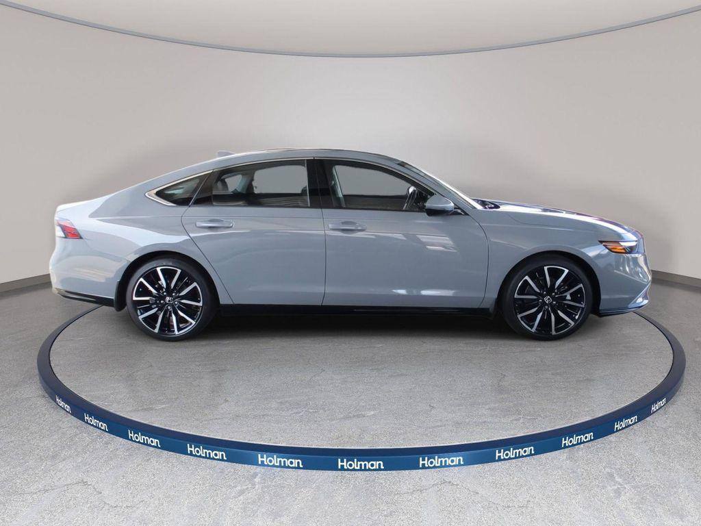new 2025 Honda Accord Hybrid car, priced at $38,117
