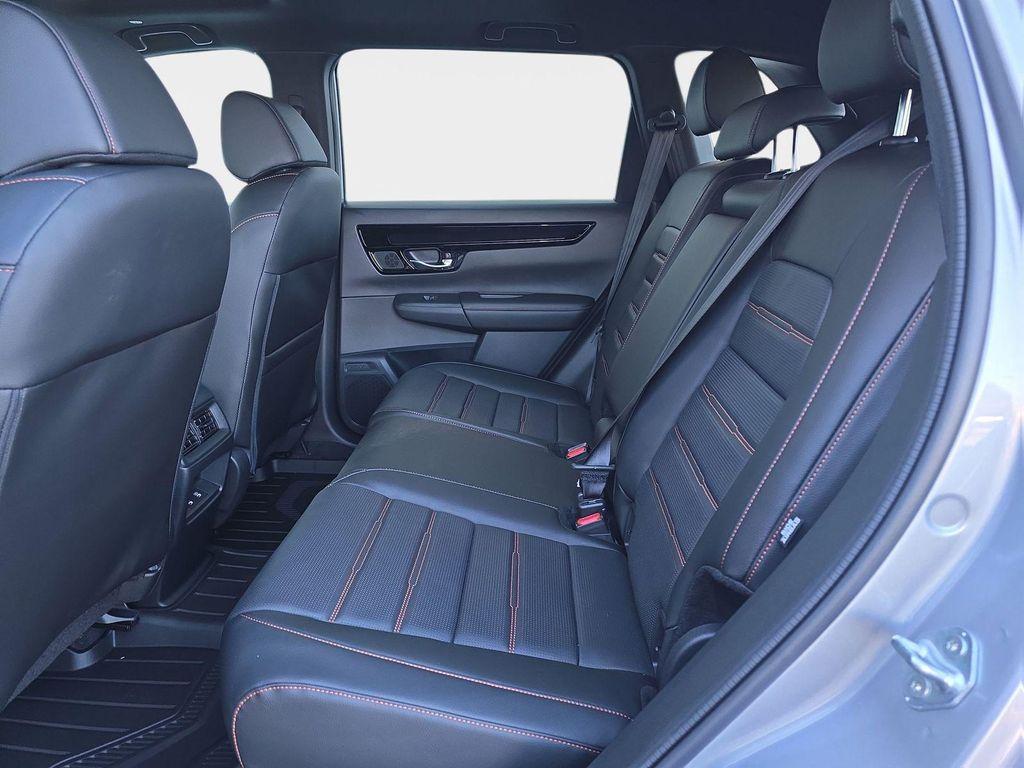 new 2026 Honda CR-V Hybrid car, priced at $43,700