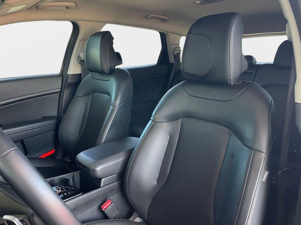 used 2024 Kia Sportage Hybrid car, priced at $22,900