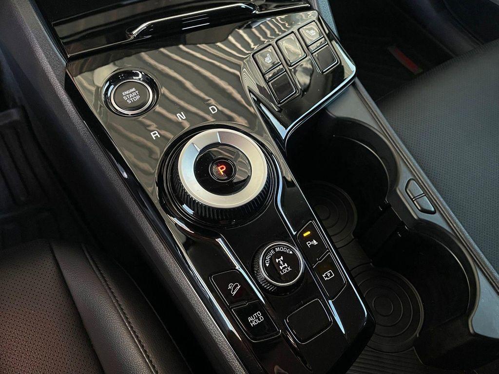 used 2024 Kia Sportage Hybrid car, priced at $22,900