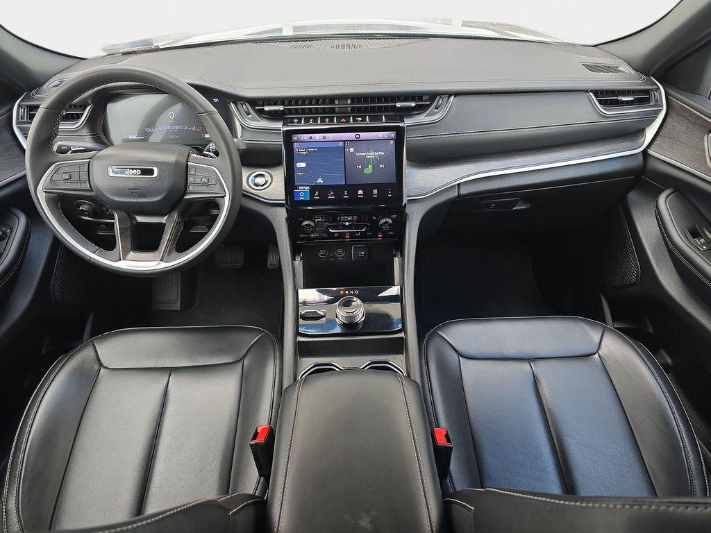 used 2024 Jeep Grand Cherokee car, priced at $36,990