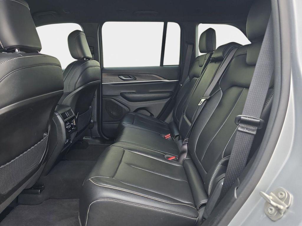 used 2024 Jeep Grand Cherokee car, priced at $36,990