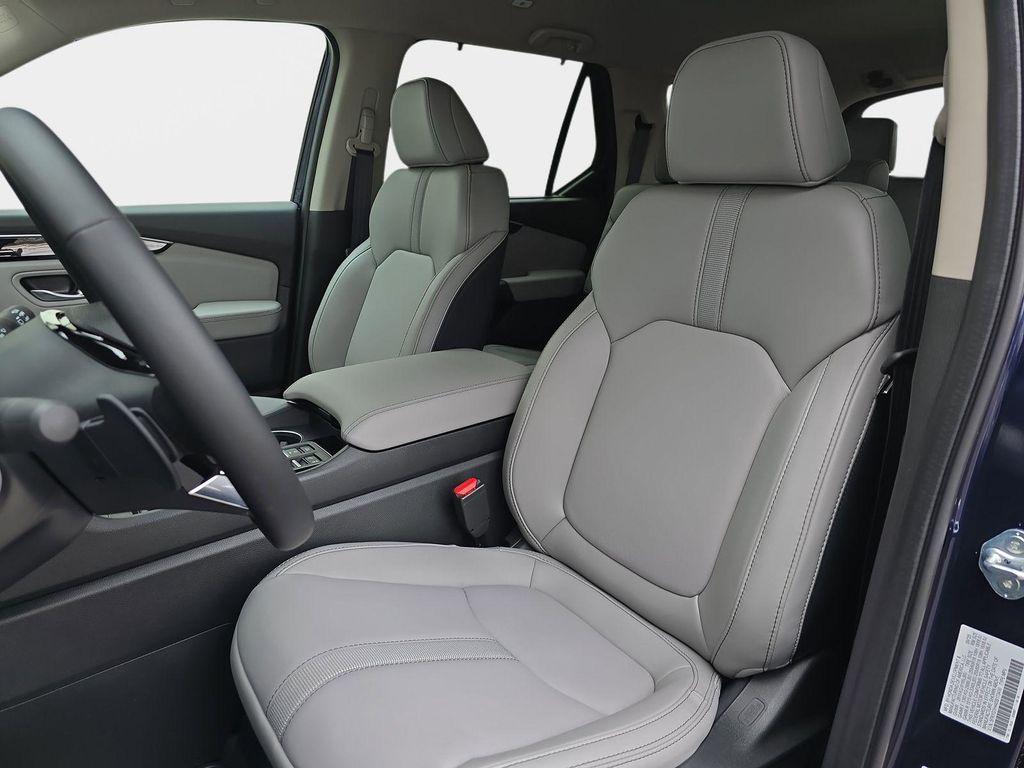 new 2025 Honda Pilot car, priced at $45,200