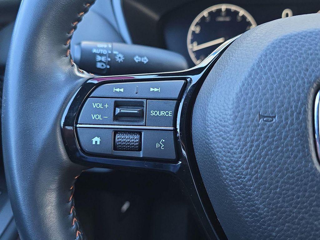 used 2025 Honda HR-V car, priced at $27,012