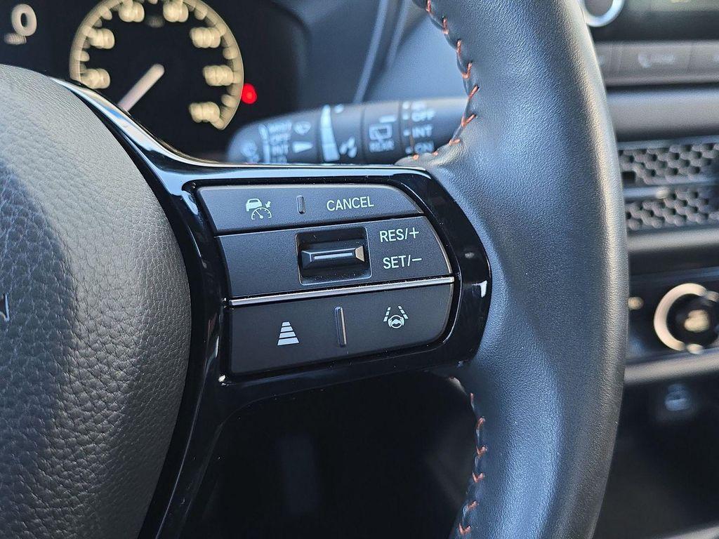 used 2025 Honda HR-V car, priced at $27,012