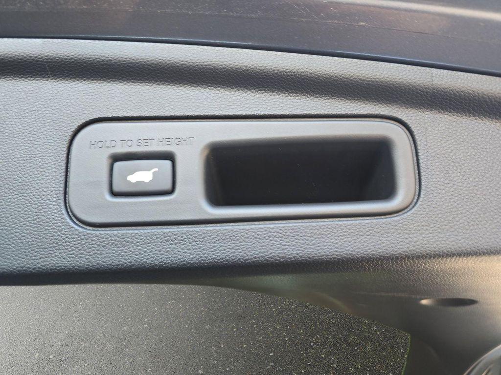 used 2024 Acura MDX car, priced at $44,999
