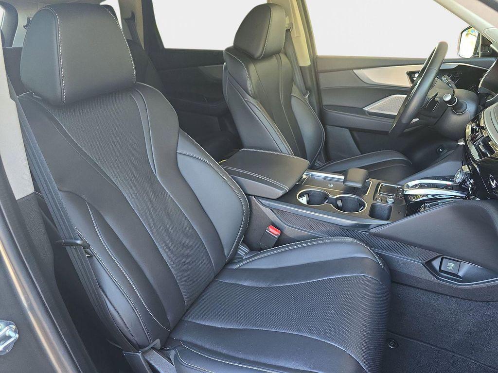 used 2024 Acura MDX car, priced at $44,999