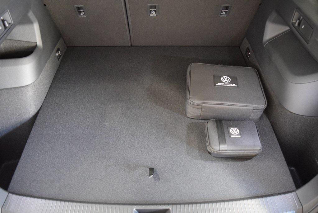 new 2025 Volkswagen Tiguan car, priced at $33,281