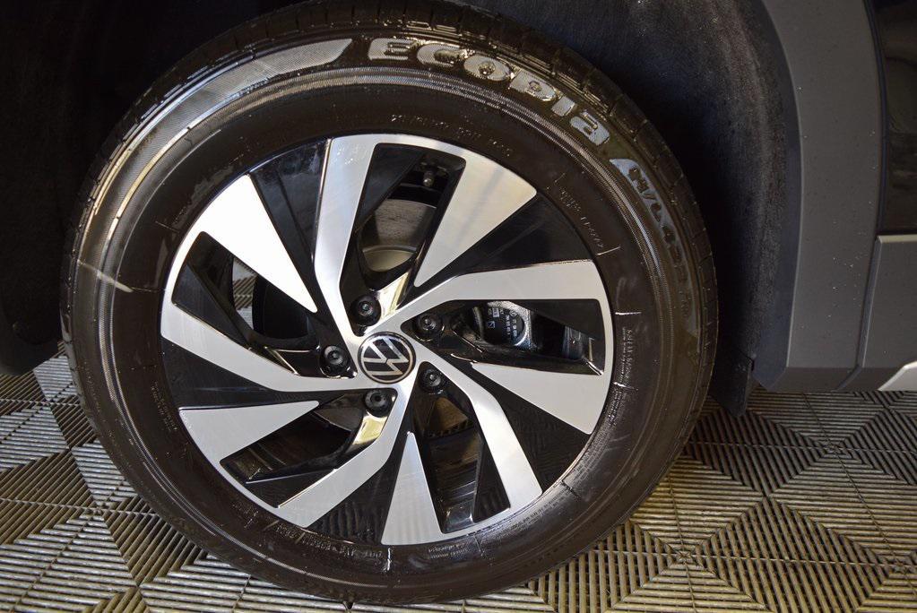 new 2025 Volkswagen Tiguan car, priced at $33,281