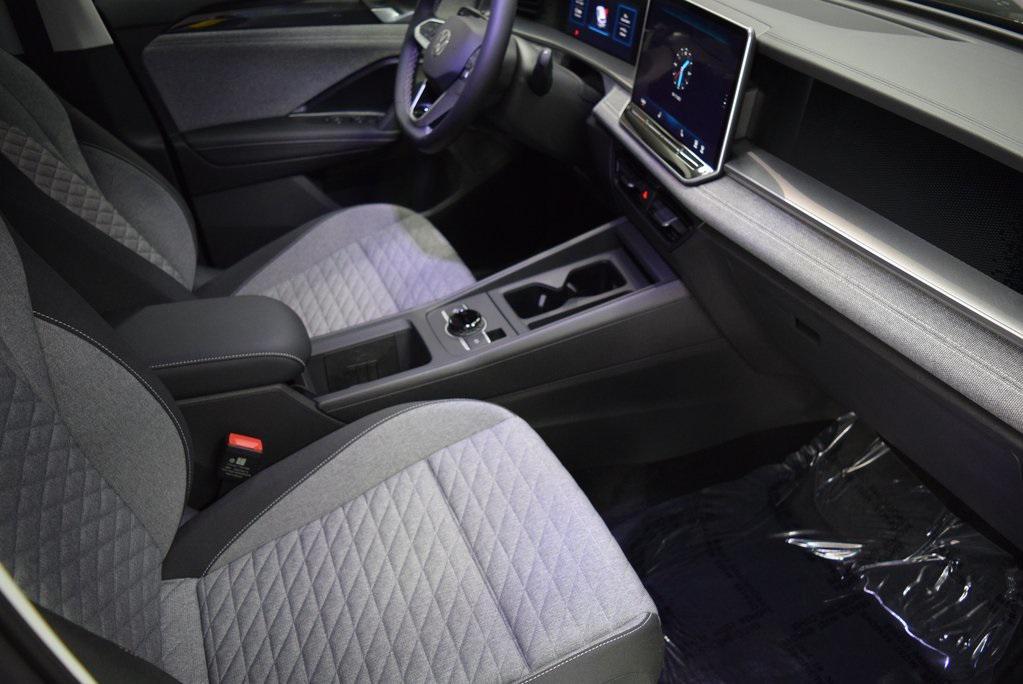 new 2025 Volkswagen Tiguan car, priced at $33,281