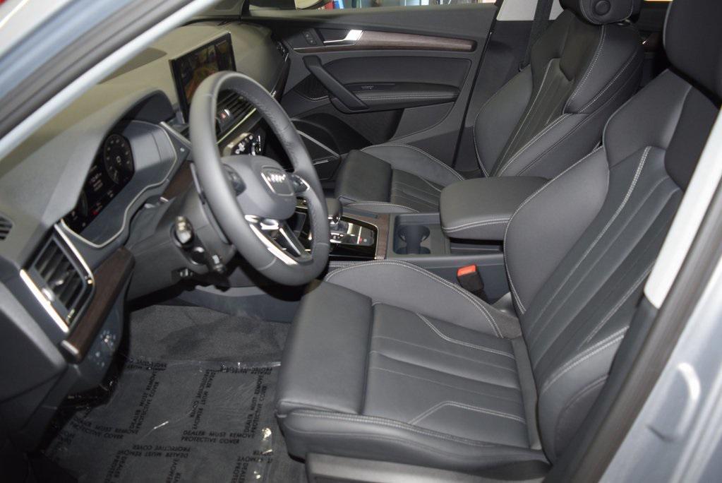 new 2025 Audi Q5 car, priced at $66,985
