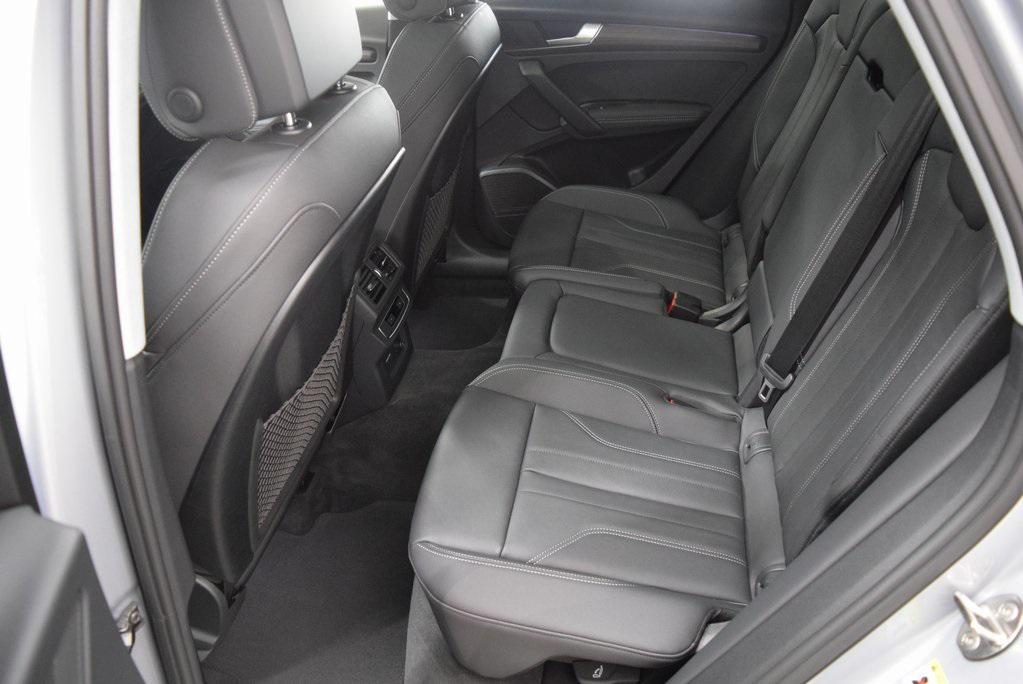 new 2025 Audi Q5 car, priced at $66,985