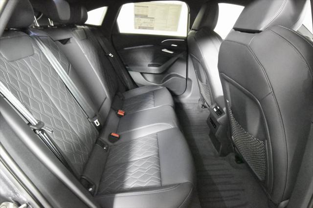 new 2025 Audi S6 car, priced at $89,050