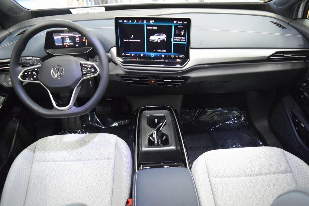new 2025 Volkswagen ID.4 car, priced at $52,731