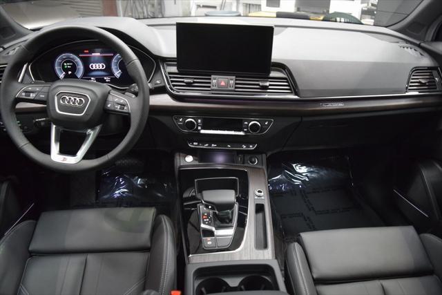 new 2025 Audi Q5 car, priced at $69,385