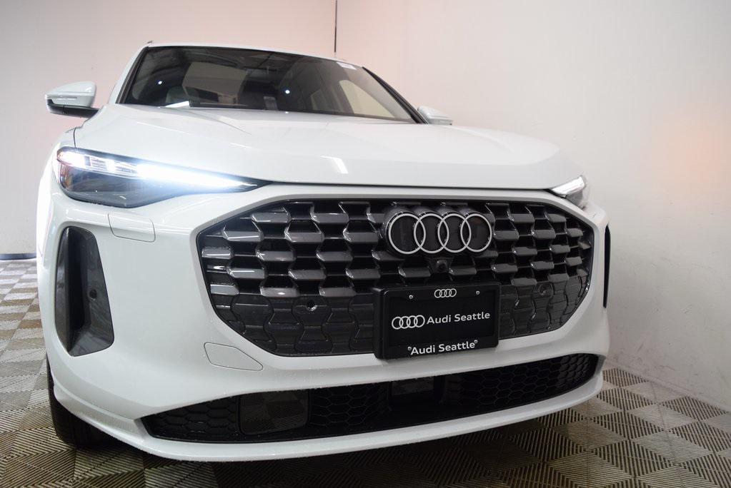 new 2025 Audi Q5 car, priced at $59,640