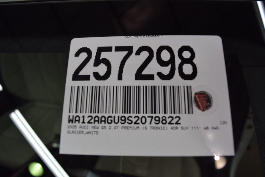 new 2025 Audi Q5 car, priced at $59,640
